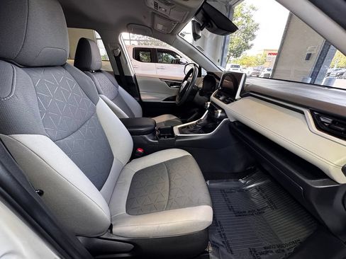Used 2023 Toyota RAV4 XLE AWD/4WD image 47