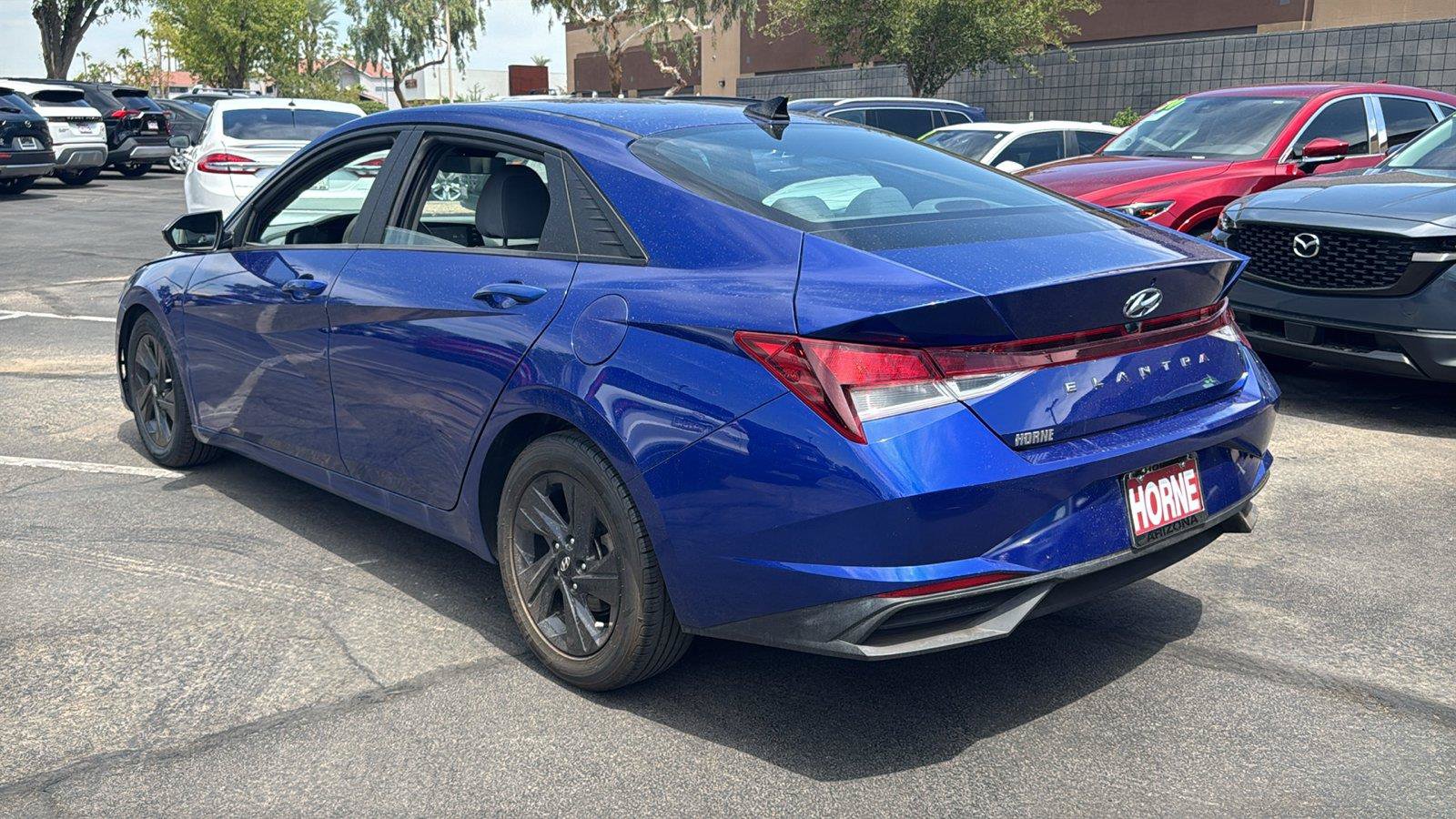 Used 2021 Hyundai Elantra SEL FWD image 4