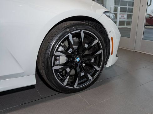 Used 2026 BMW 330i xDrive Sedan w/ M Sport Package AWD/4WD image 6