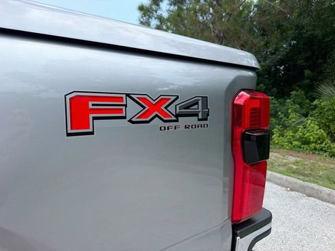 Used 2024 Ford F250 Lariat w/ FX4 Off-Road Package AWD/4WD image 44