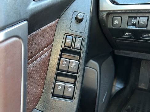 Used 2018 Subaru Forester 2.5i Touring w/ Popular Package #3B image 21