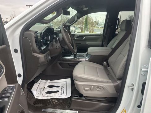 New 2026 Chevrolet Silverado 1500 LTZ w/ Z71 Off-Road Package AWD/4WD image 16