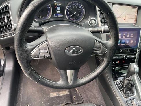 Used 2016 INFINITI Q50 3.0t Premium AWD/4WD image 6