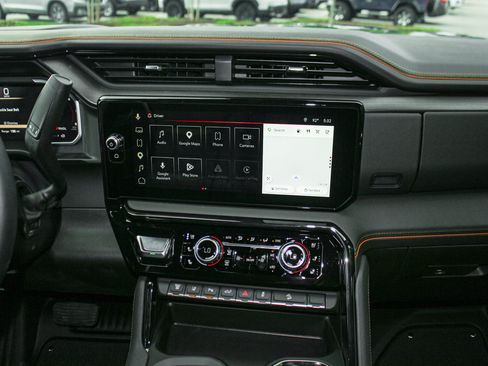 Used 2026 GMC Sierra 2500 AT4 AWD/4WD image 29