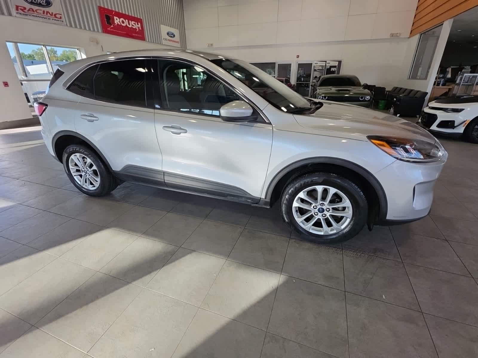 Used 2020 Ford Escape SE AWD/4WD image 11