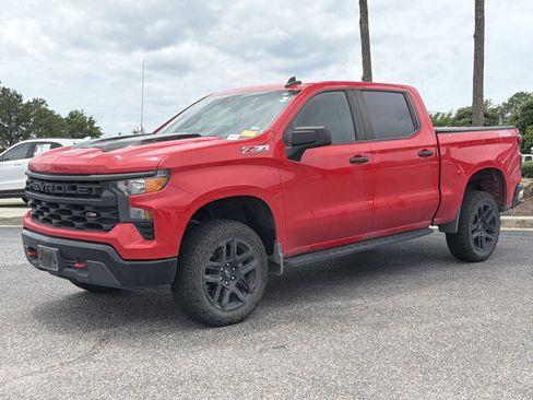 Used 2023 Chevrolet Silverado 1500 Custom Trail Boss AWD/4WD image 7