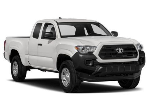 Used 2018 Toyota Tacoma SR RWD image 6