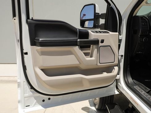 Used 2021 Ford F450 Limited w/ FX4 Off-Road Package AWD/4WD image 14