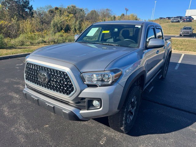 Used 2019 Toyota Tacoma TRD Off-Road AWD/4WD image 7