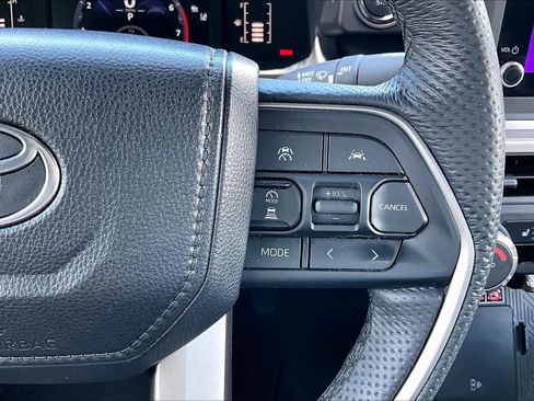 Used 2024 Toyota Tacoma SR5 AWD/4WD image 23