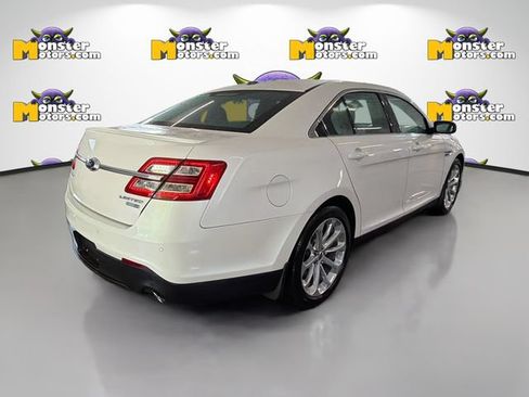 Used 2018 Ford Taurus Limited AWD/4WD image 4