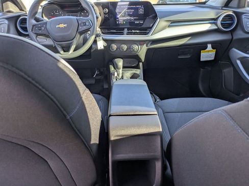 New 2026 Chevrolet Trax LS w/ LS Convenience Package image 24