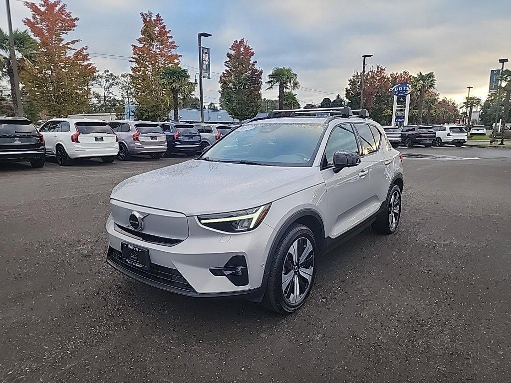 Certified 2023 Volvo XC40 Recharge Plus AWD/4WD image 1