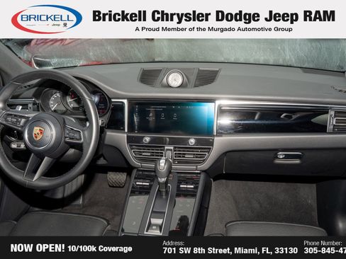 Used 2024 Porsche Macan image 21