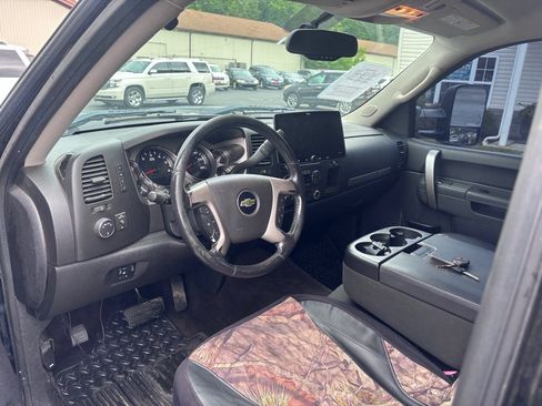 Used 2012 Chevrolet Silverado 3500 LT w/ Interior Plus Package AWD/4WD image 13