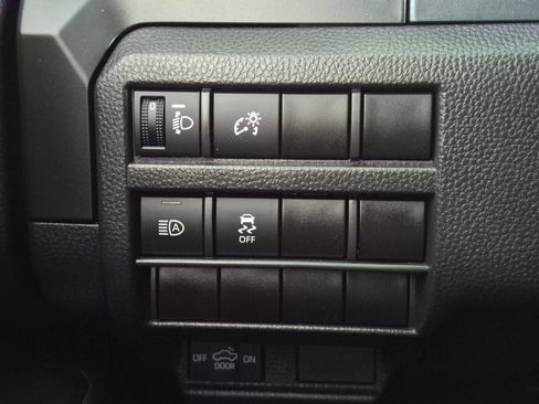 Certified 2025 Toyota Tacoma SR RWD image 18