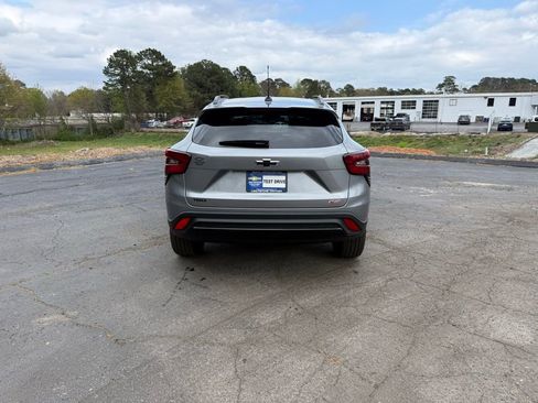 New 2026 Chevrolet Trax RS image 4