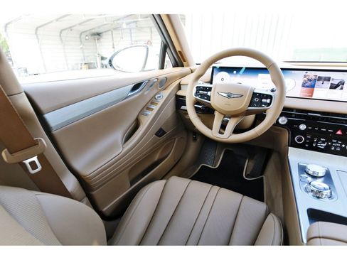 Used 2025 Genesis G80 2.5T Advanced AWD/4WD image 9