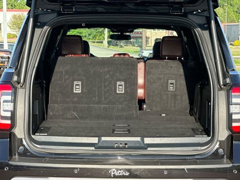 Used 2024 Ford Expedition Max Limited AWD/4WD image 25