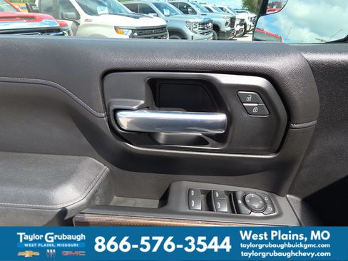 Used 2020 Chevrolet Silverado 1500 LT w/ All-Star Edition AWD/4WD image 14