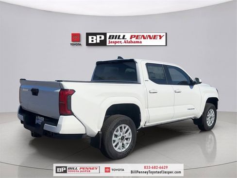New 2025 Toyota Tacoma SR5 image 5