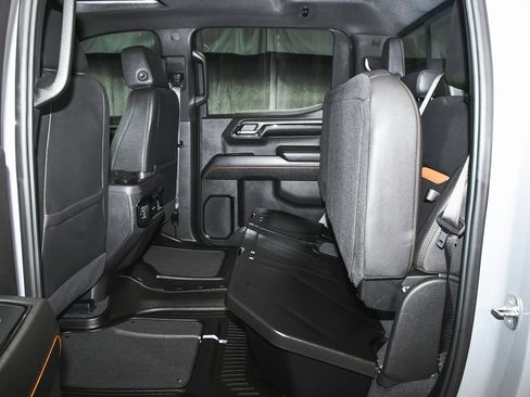 Used 2024 GMC Sierra 1500 AT4 w/ Technology Package image 52