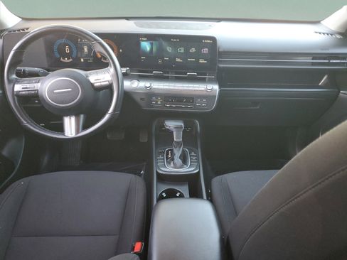 Used 2025 Hyundai Kona SEL image 13