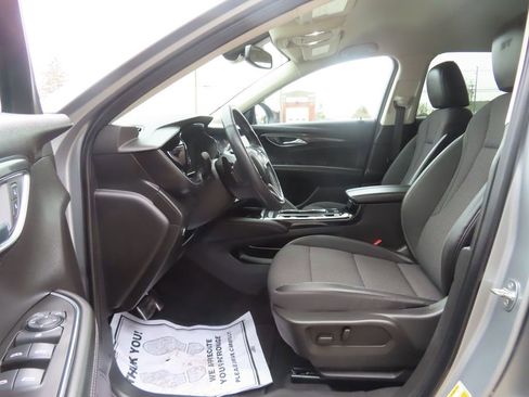 Used 2023 Buick Envision Preferred w/ Sport Touring Package AWD/4WD image 17