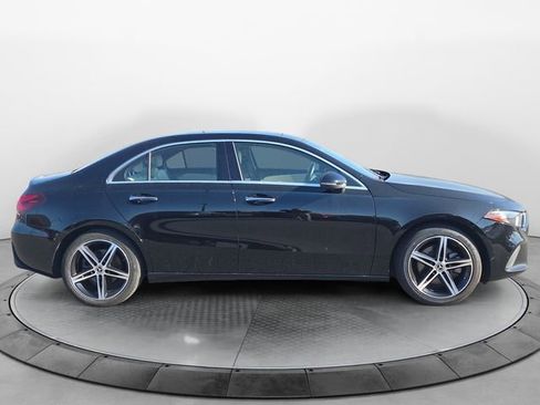 Used 2019 Mercedes-Benz A 220 4MATIC image 6