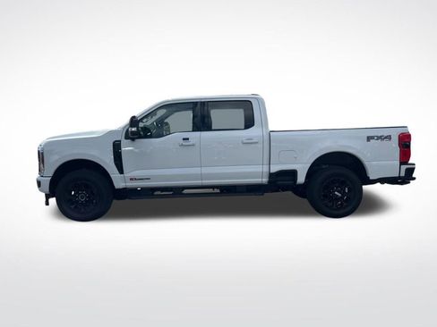 Used 2025 Ford F350 Lariat w/ Black Appearance Package image 8