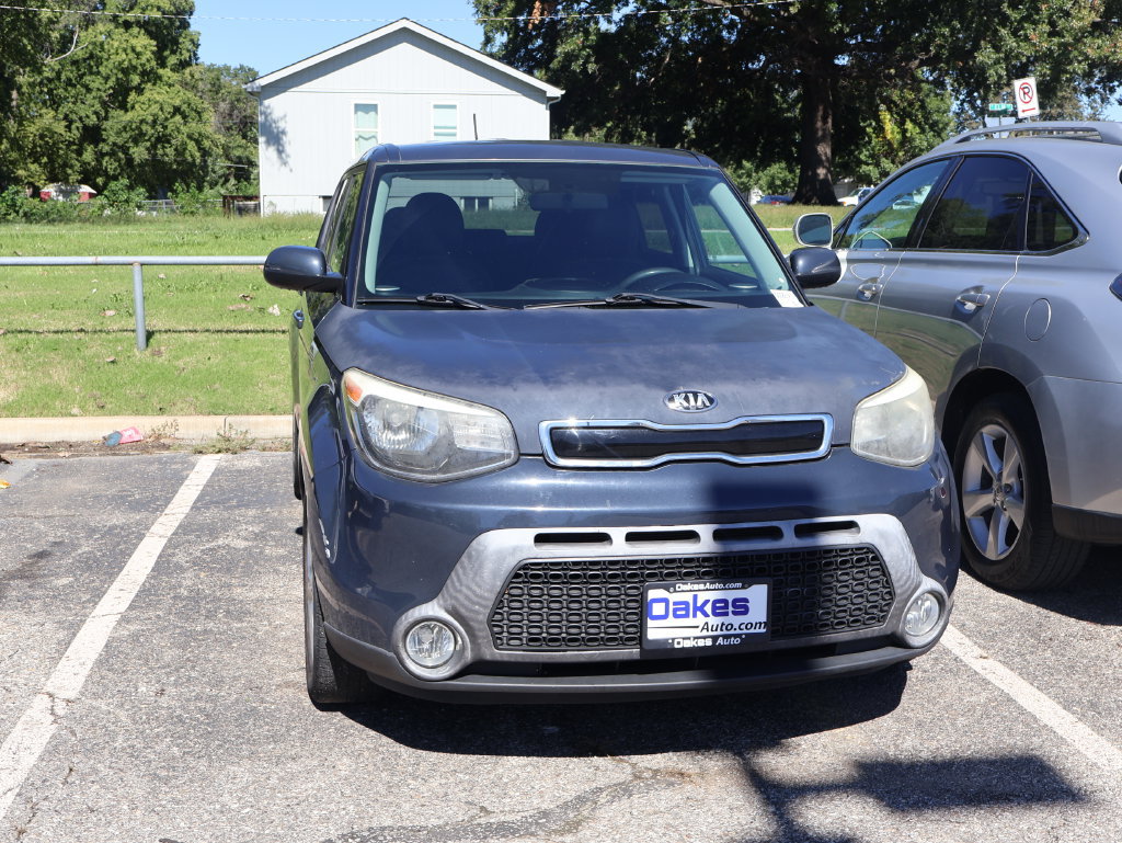 Used 2016 Kia Soul + FWD image 7