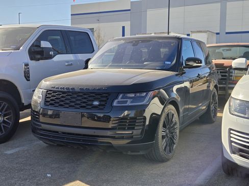 Used 2019 Land Rover Range Rover Supercharged image 2