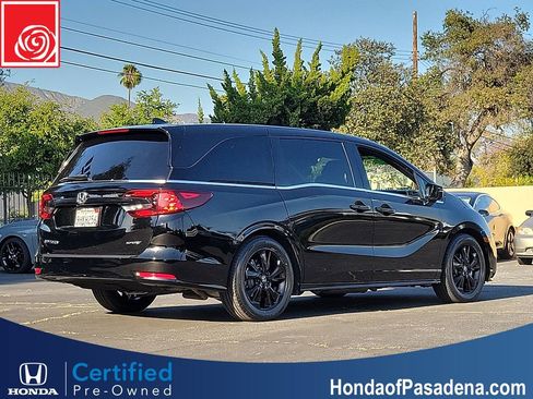 Certified 2023 Honda Odyssey Sport image 2