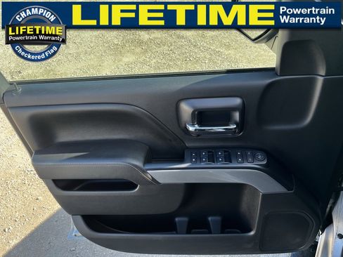 Used 2017 Chevrolet Silverado 1500 LT w/ All Star Edition image 18