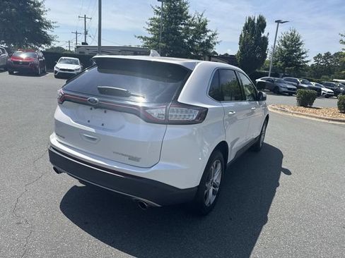 Used 2017 Ford Edge Titanium w/ Technology Package FWD image 7