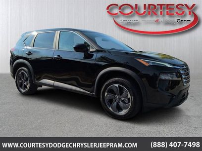 Used 2025 Nissan Rogue SV
