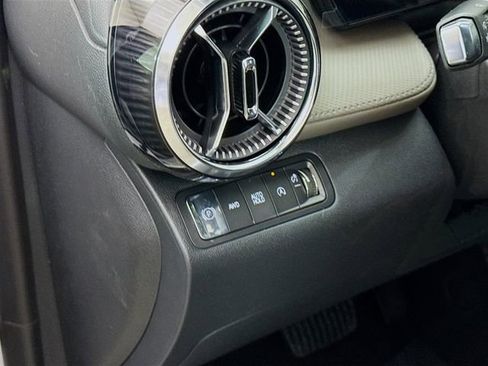 New 2026 Chevrolet Equinox LT image 12