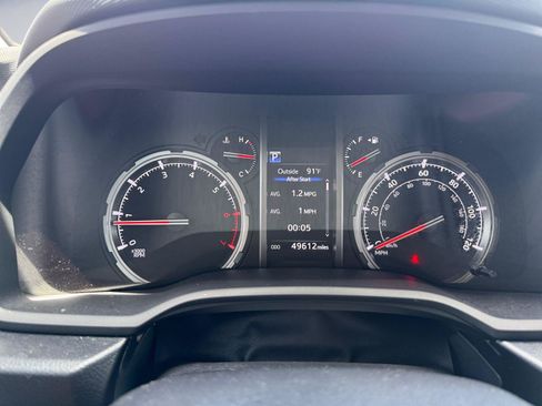 Used 2023 Toyota 4Runner Limited AWD/4WD image 28