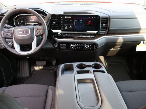 New 2026 GMC Sierra 3500 SLE w/ SLE Value Package image 6