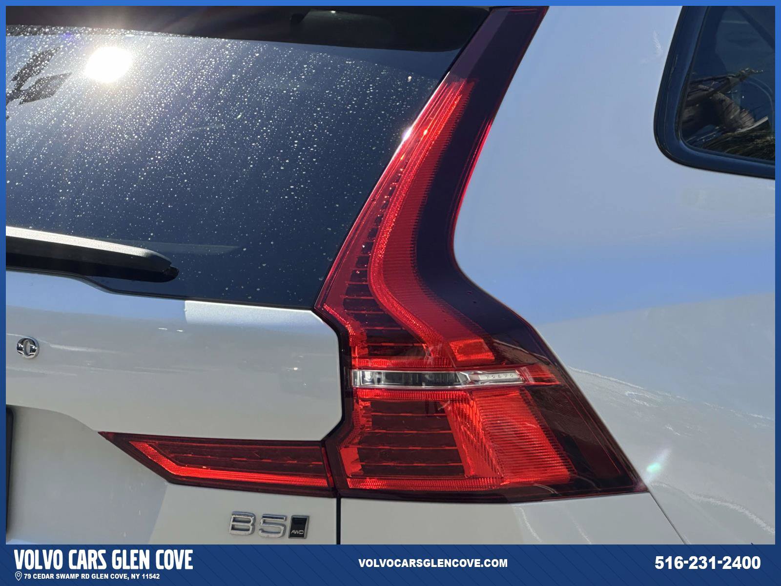 Used 2024 Volvo XC60 B5 Plus w/ Protection Package Premier AWD/4WD image 11