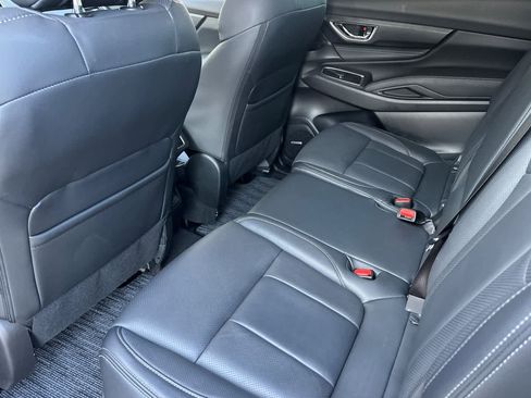 Certified 2025 Subaru Ascent Limited w/ Popular Package #2 image 11