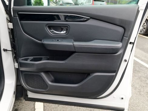 Used 2023 Honda Pilot EX-L image 36