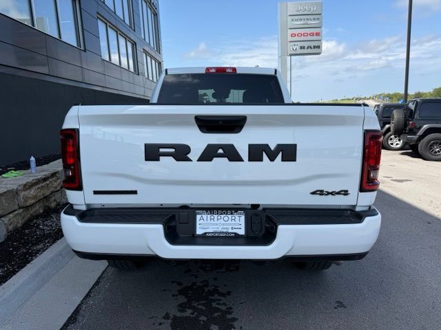 Used 2026 RAM 2500 Big Horn AWD/4WD image 4