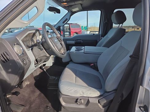 Used 2015 Ford F250 XLT image 10