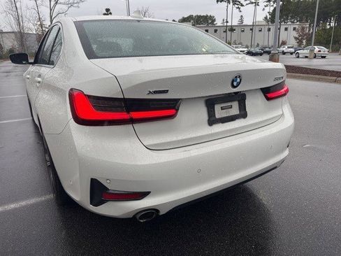 Used 2019 BMW 330i xDrive Sedan w/ Premium Package image 7