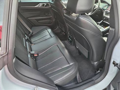 Used 2022 BMW 430i Gran Coupe w/ M Sport Package RWD image 19