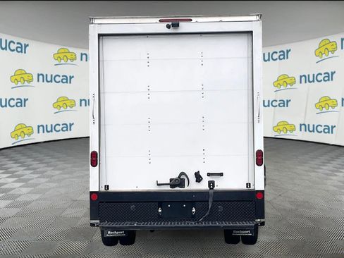 Used 2022 Ford Transit 350 DRW image 5