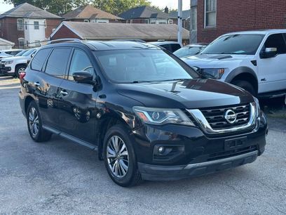 Used 2018 Nissan Pathfinder SL