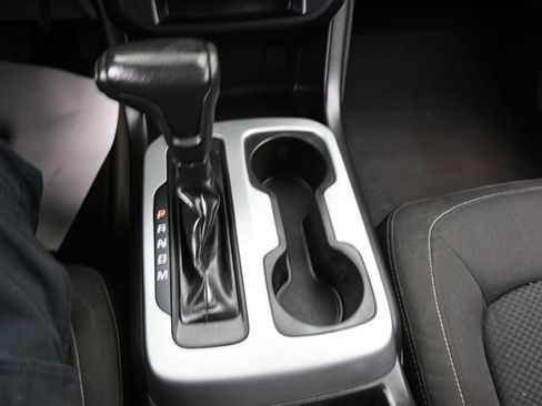 Used 2016 Chevrolet Colorado LT w/ LT Convenience Package image 11