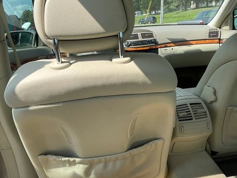 Used 2003 Mercedes-Benz E 320 Sedan image 32